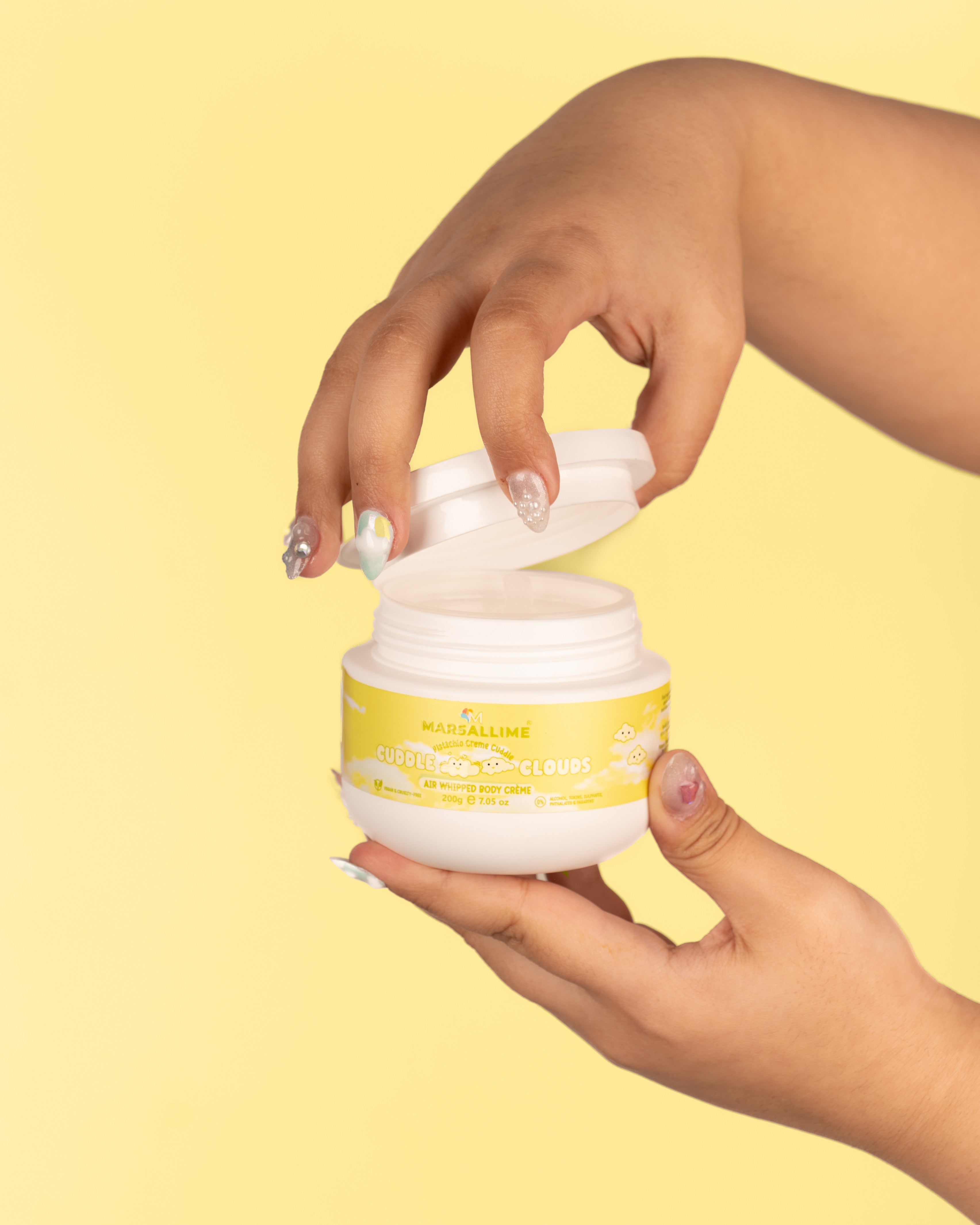 Cuddle Clouds Body Crème: Pistachio Crème Cuddle